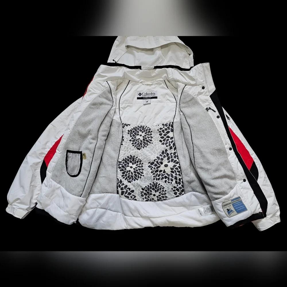 Columbia Women's Waterproof Snow Coat in red, size Large - Picture 7 of 14